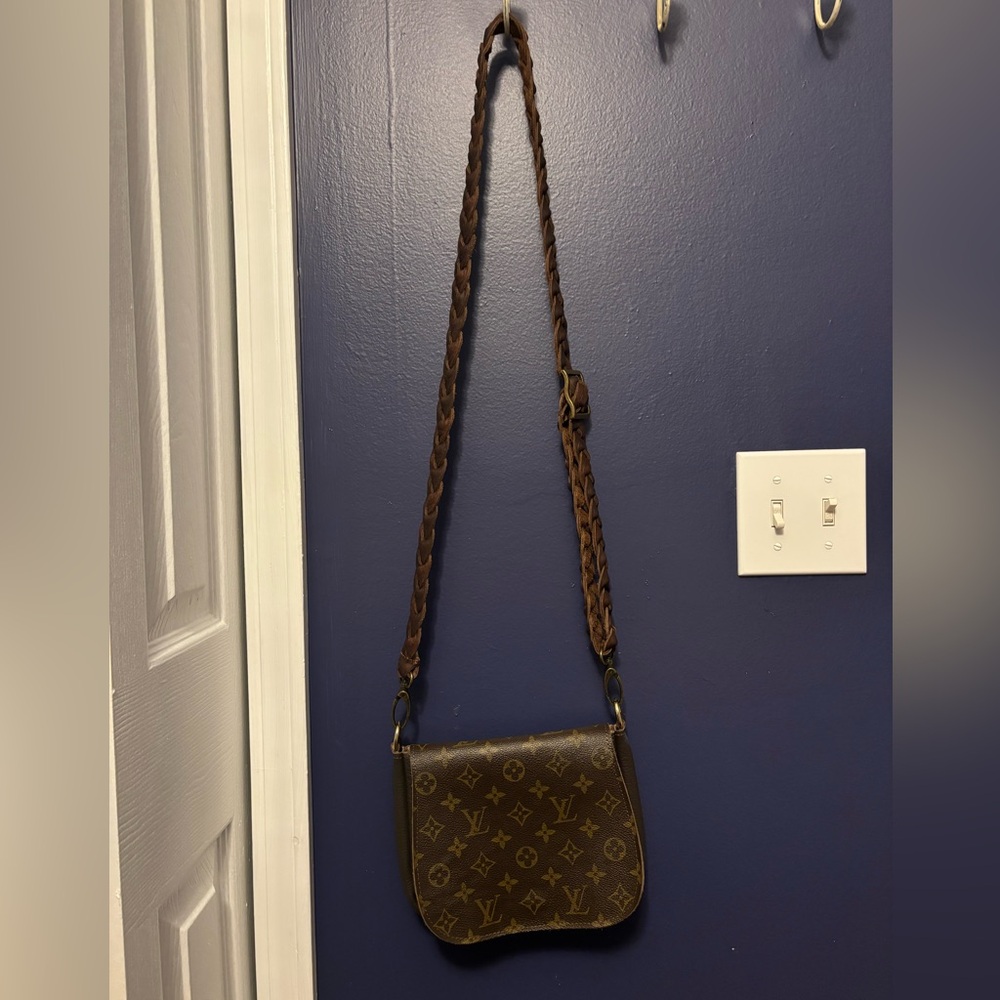 Odyssey bag from Vintage Boho- excellent condition.